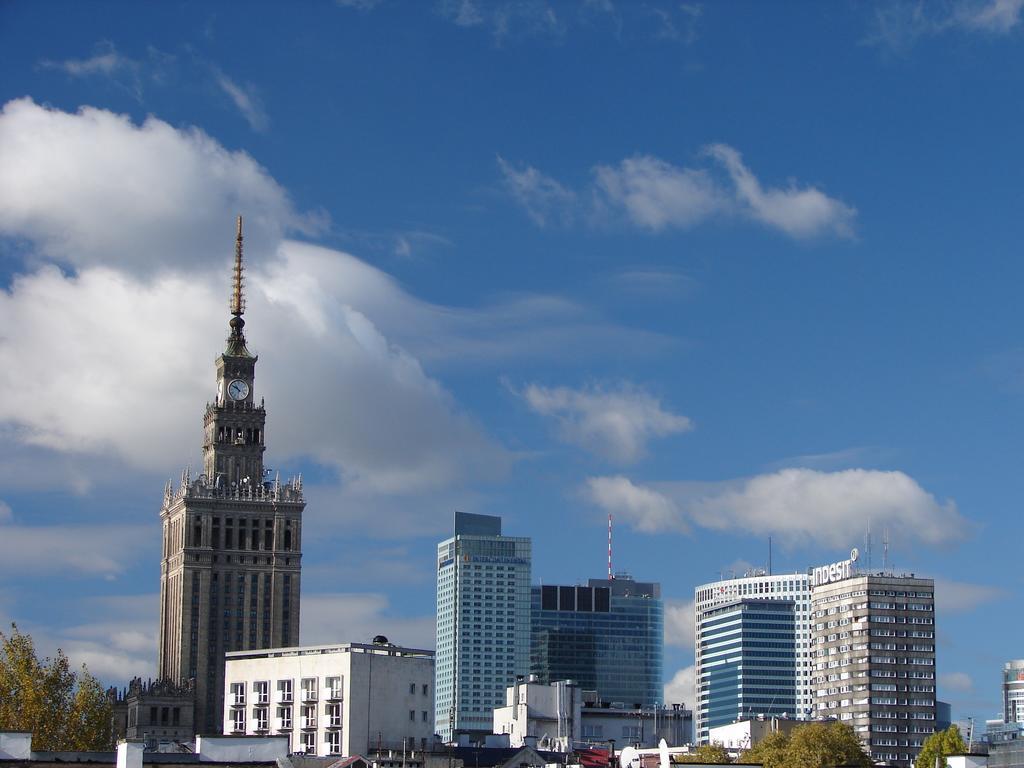New World St Hostel And Private Room Warsaw Ngoại thất bức ảnh