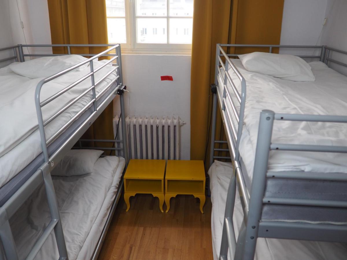 New World St Hostel And Private Room Warsaw Ngoại thất bức ảnh