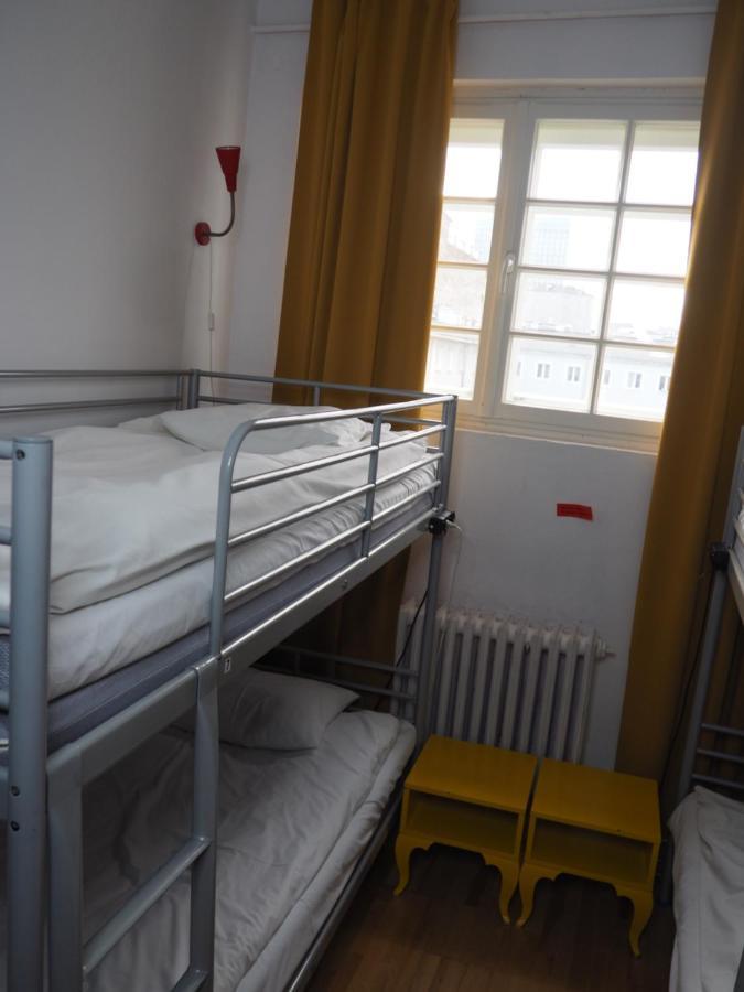New World St Hostel And Private Room Warsaw Ngoại thất bức ảnh