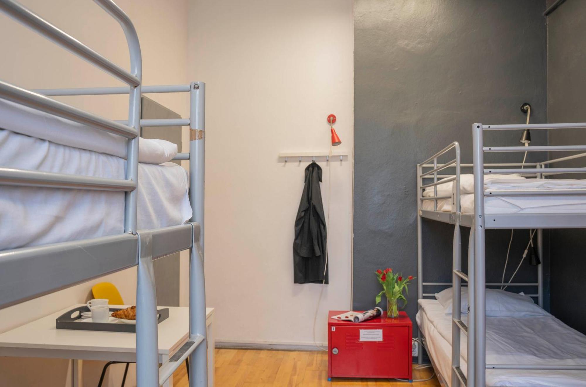 New World St Hostel And Private Room Warsaw Ngoại thất bức ảnh