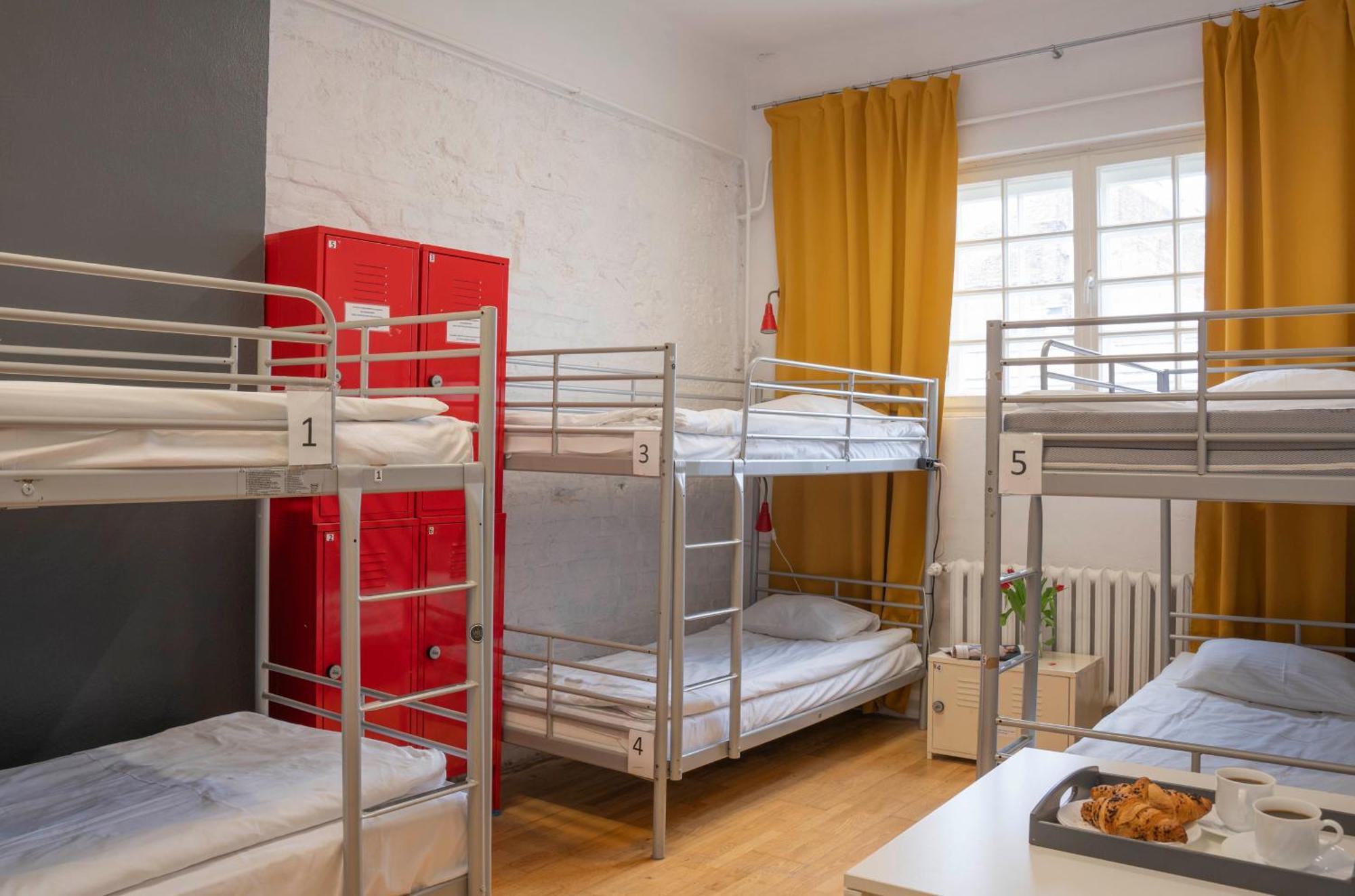 New World St Hostel And Private Room Warsaw Ngoại thất bức ảnh