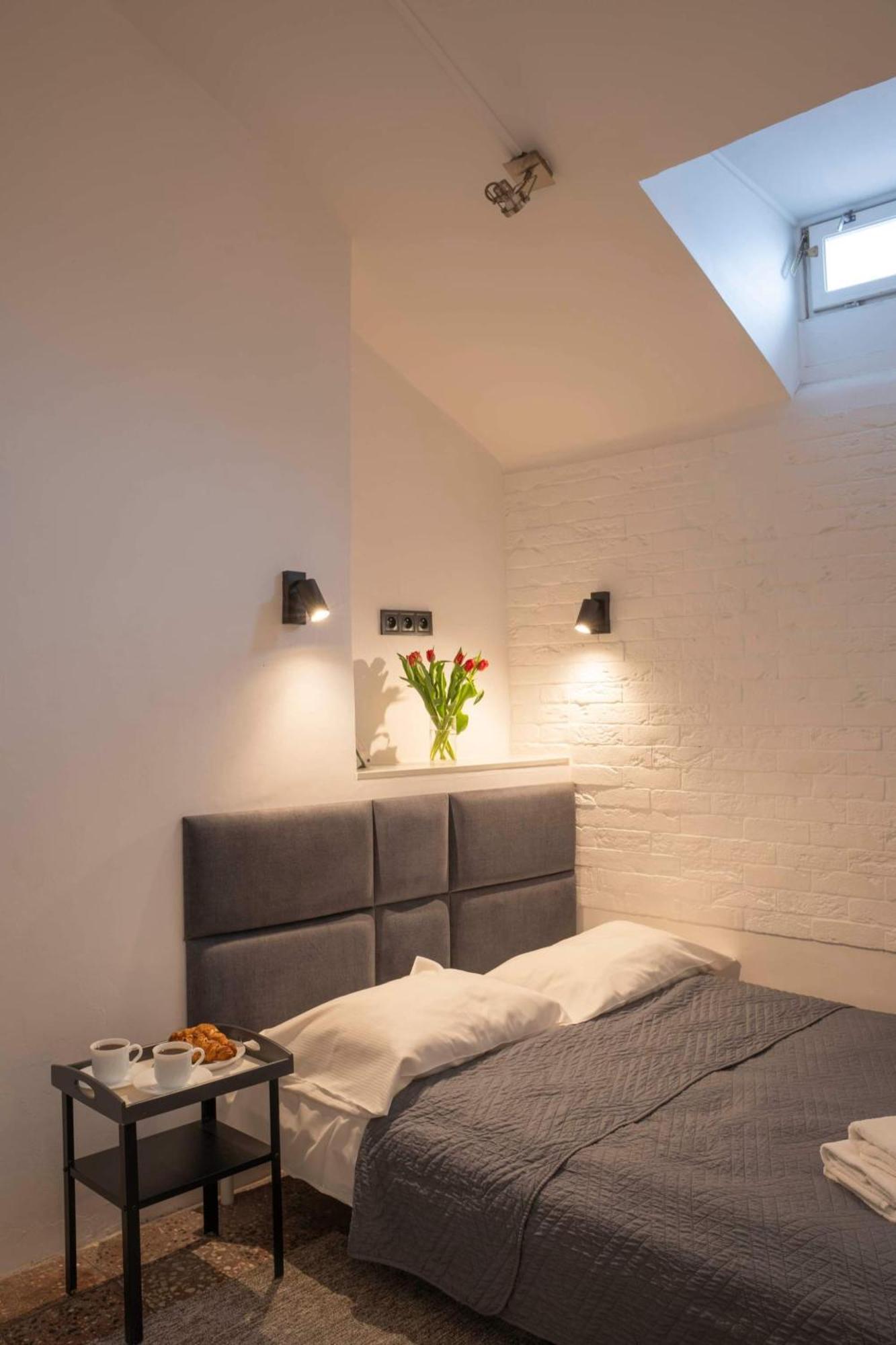 New World St Hostel And Private Room Warsaw Ngoại thất bức ảnh