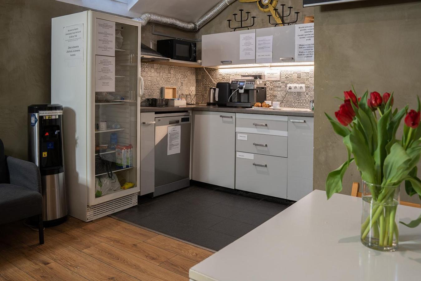 New World St Hostel And Private Room Warsaw Ngoại thất bức ảnh