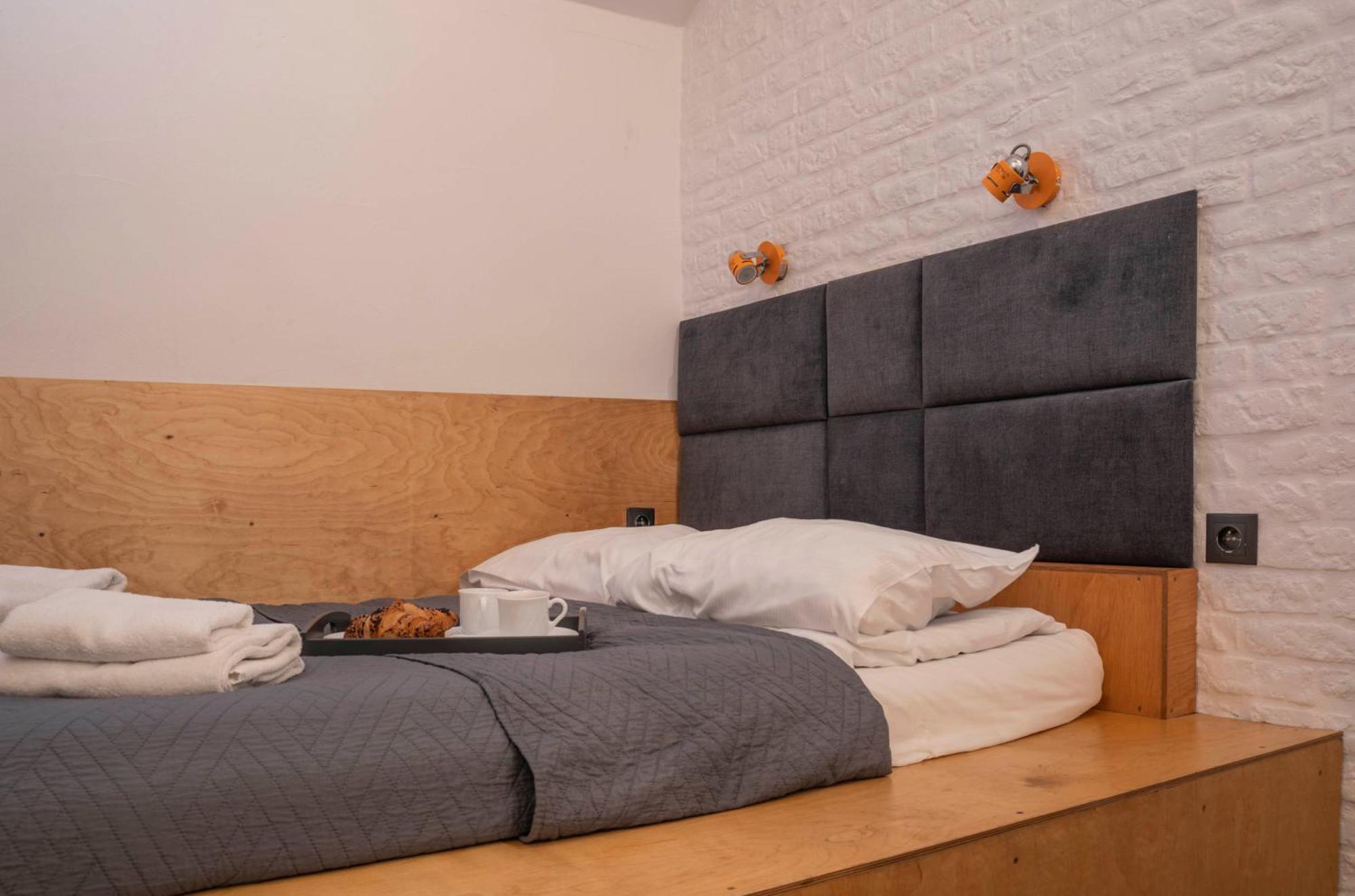 New World St Hostel And Private Room Warsaw Ngoại thất bức ảnh